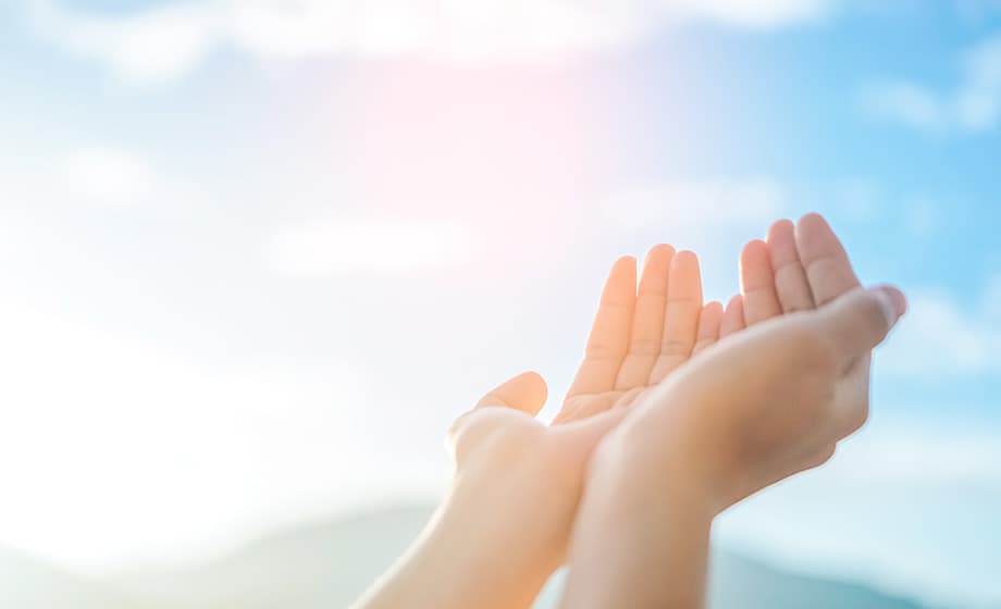 学校って、何だろう。学ぶこととは、生きることとは。子どもの幸せとは、親の幸せとは。